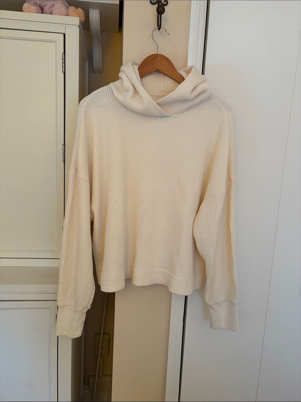 GAP Cream Waffle-Knit Cowl Sweatshirt